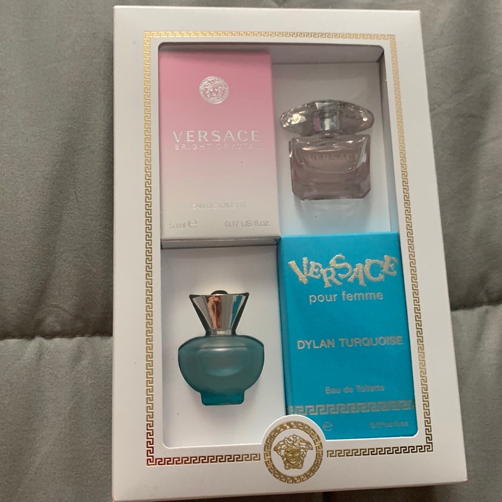 Versace perfume